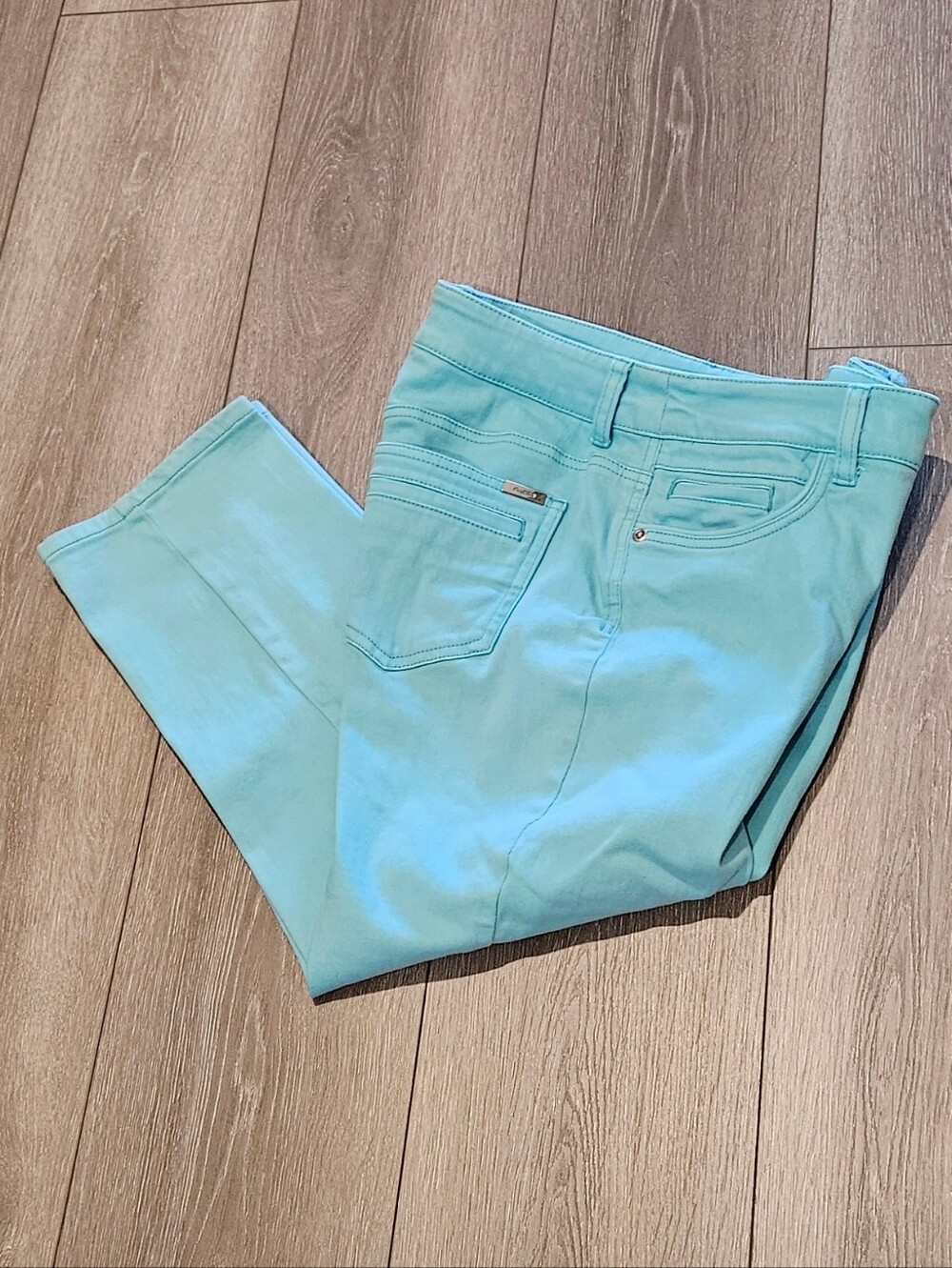Chico's So Slimming Cropped Jeans Aqua Turquoise Size 0.5 (S)